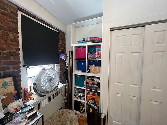 4th image of 3111 Crescent St APT A3