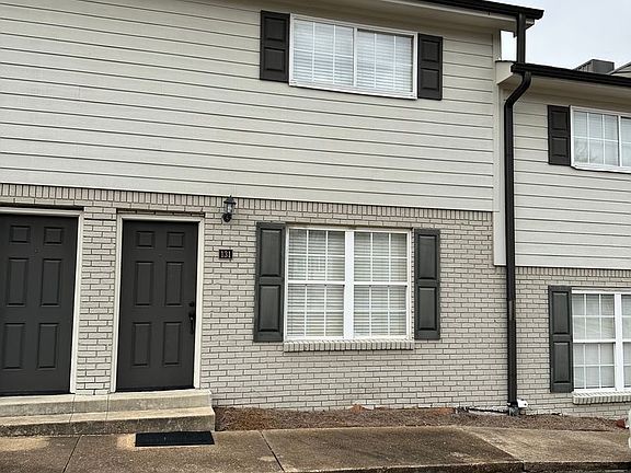 5th image of 1802 Jackson Ave W APT 131