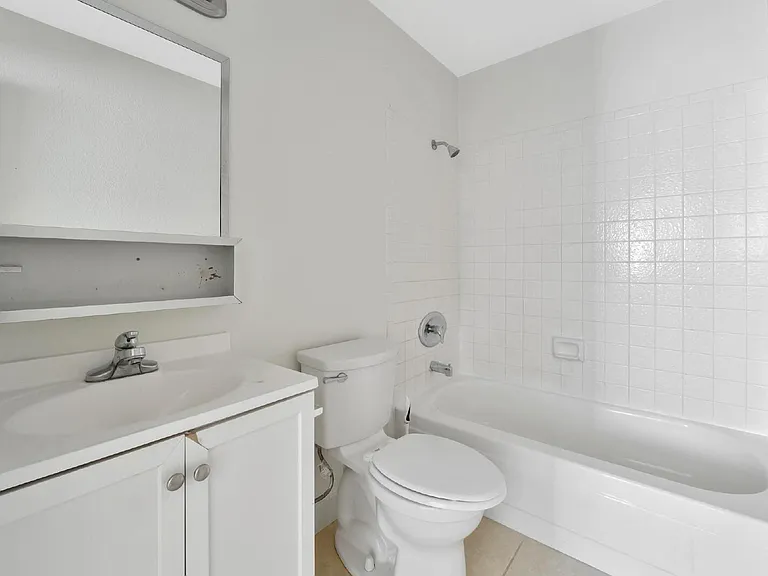 2257 Exeter Dr #D — Photo 25