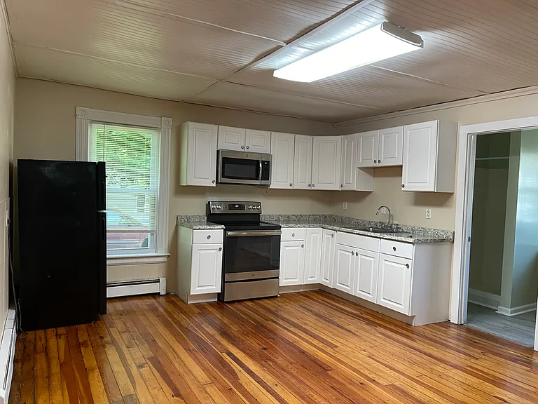 356 Valley St #1 — Photo 16
