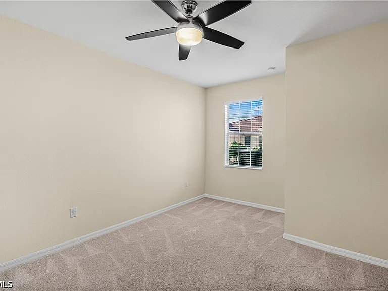 10302 Via Colomba Cir — Photo 11