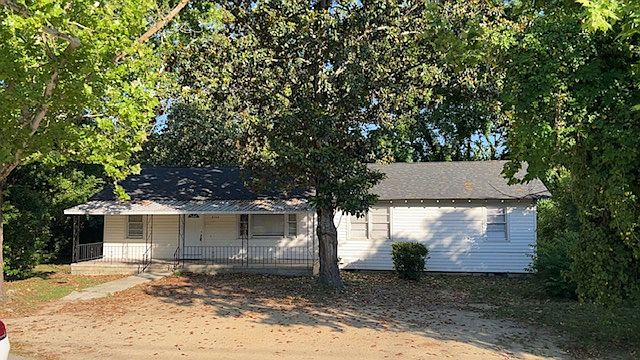1st image of 5748 Farrow Rd