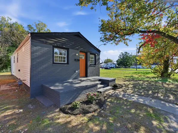 4308 Roanoke Ave, Newport News, VA 23607