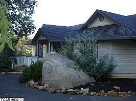 1st image of 16500 Parkridge Ave