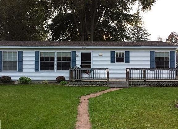 Newer built Manufactured home was built in 2002