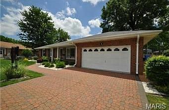 3rd image of 1 Elm Dr
