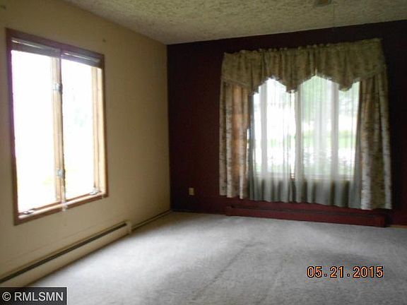 2nd image of 510 Grove St