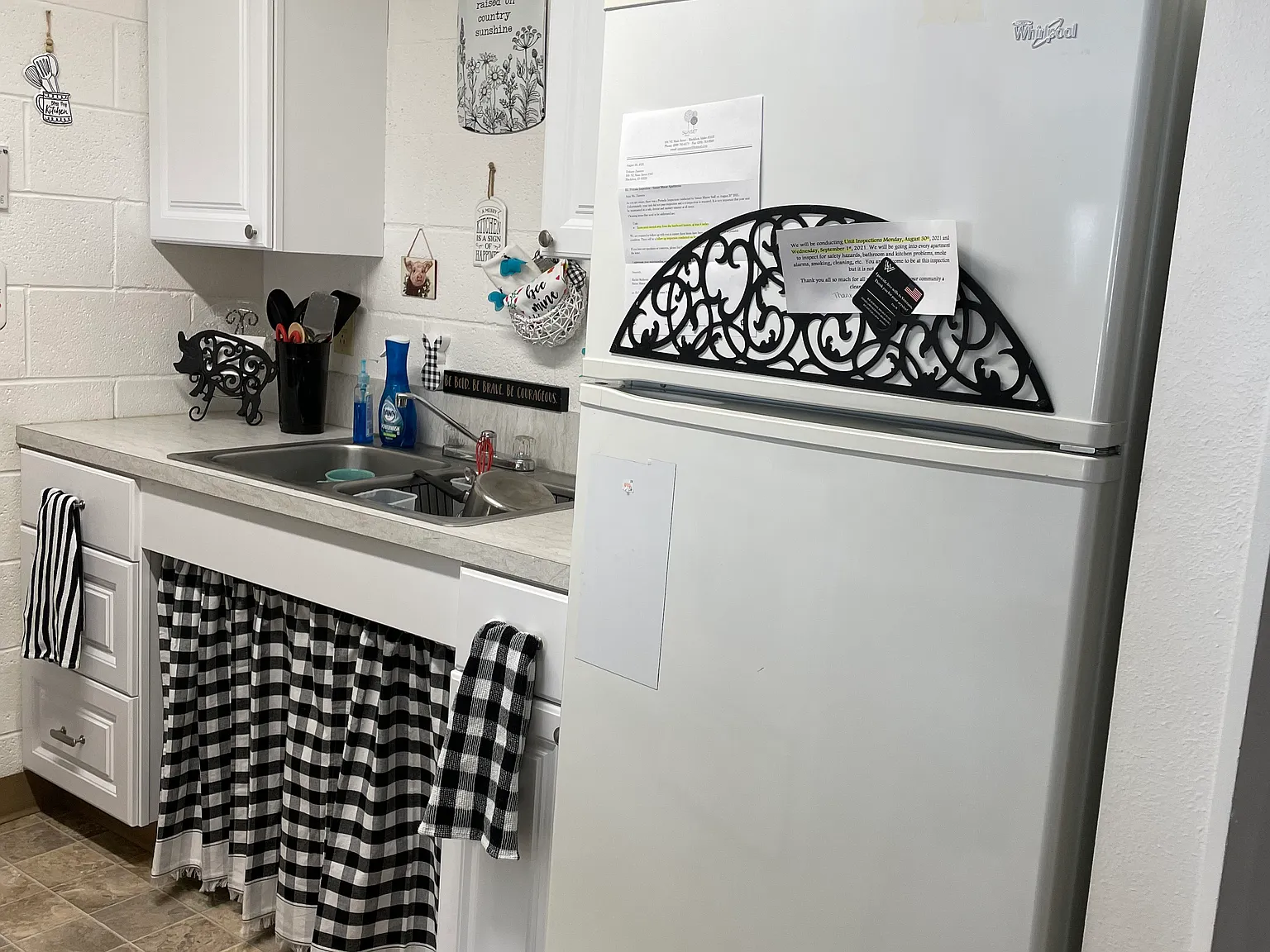106 NE Main St — Photo 4