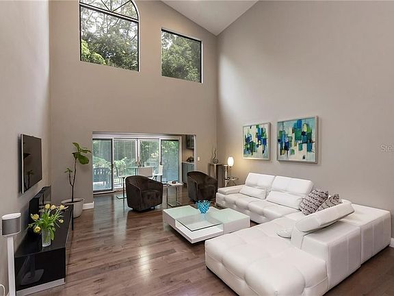 3rd image of 2629 Royal Liverpool Dr