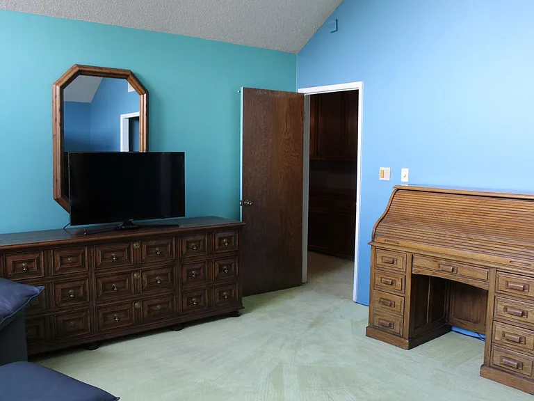 4301 Flintridge Dr — Photo 25