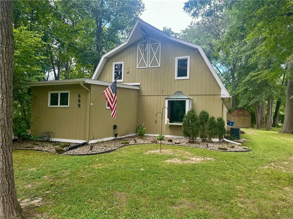 609 N Allen St, Robinson, IL 62454
