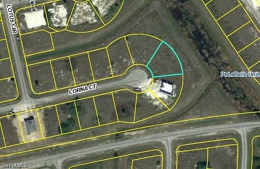 2nd image of 7014 Lorna Ct