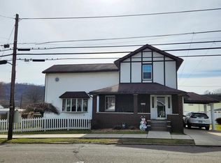 2007 4th St, Moundsville, WV 26041