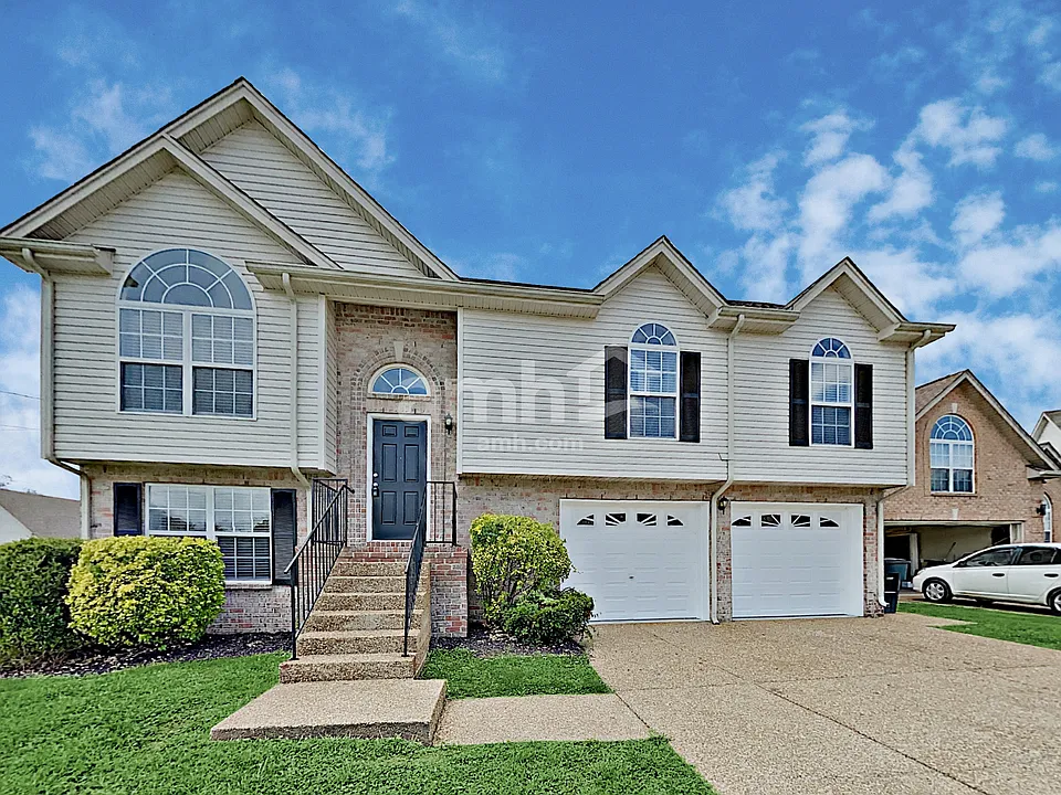 1873 Lakewood Village Dr