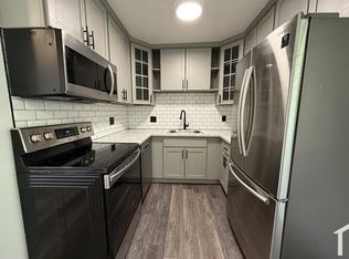 823 Maryann Dr #6, Santa Clara, CA 95050