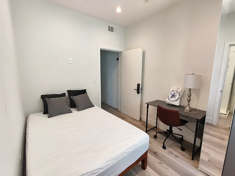 3020 S Normandie Ave #A3 — Photo 13