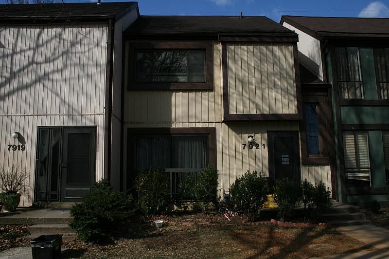 1st image of 7921 Carrousel Ct