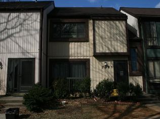 7921 Carrousel Ct, Annandale, VA 22003