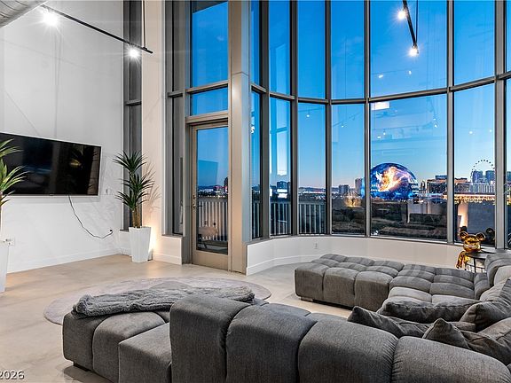 5th image of 360 E Desert Inn Rd #807