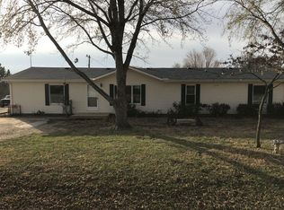 7513 W Rifle Rd, Salina, KS 67401