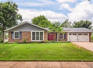 14 Treehill Ct, Ballwin, MO 63021