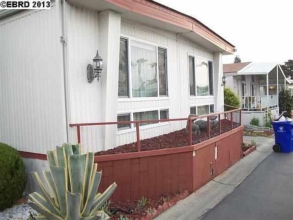 3rd image of 16401 San Pablo Ave Space 226