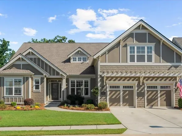 4000 Great Pine Dr, Gainesville, GA 30504