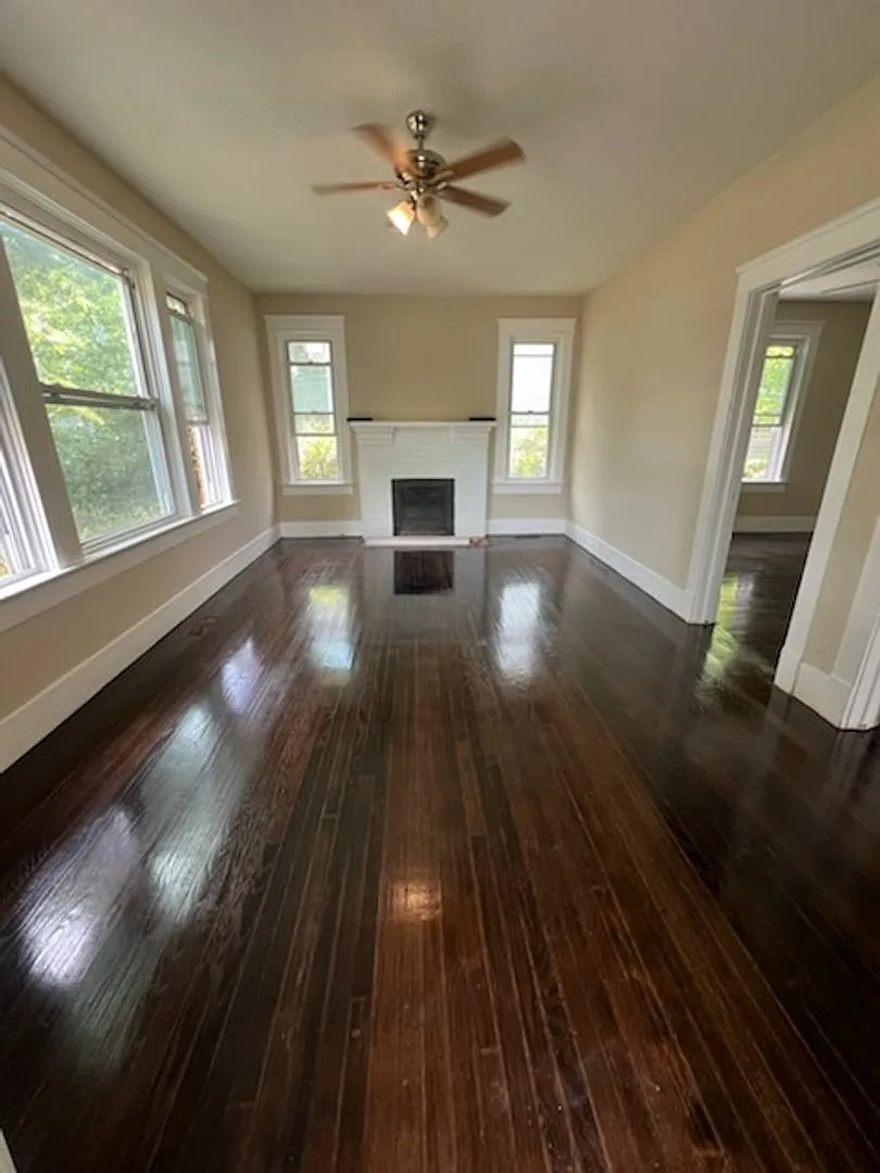 1215 Gregg Ave — Photo 1