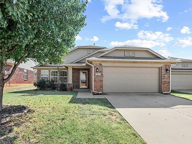 3 bed, 1426 sqft, $1,675 — Photo 3