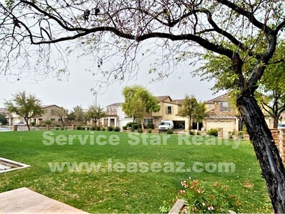 3rd image of 3121 S Southwind Dr