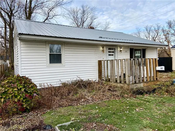1319 E 30th St, Ashtabula, OH 44004
