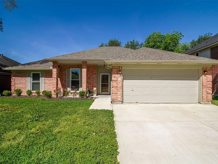 2918 Abbey Field Dr — Photo 1