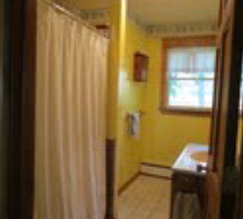 5th image of 232 W 9th St