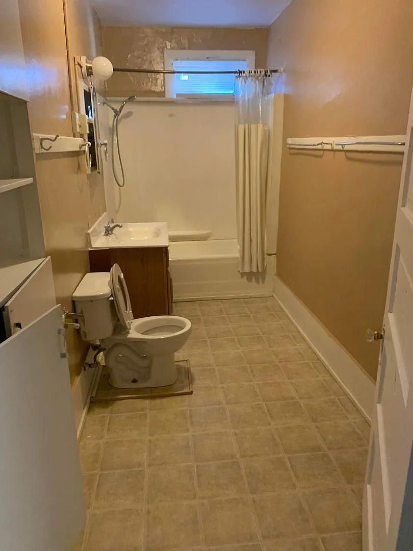 1721 W Sherman Ave — Photo 4