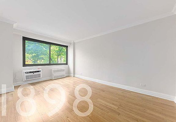 5th image of 160 W 97th St APT 2B