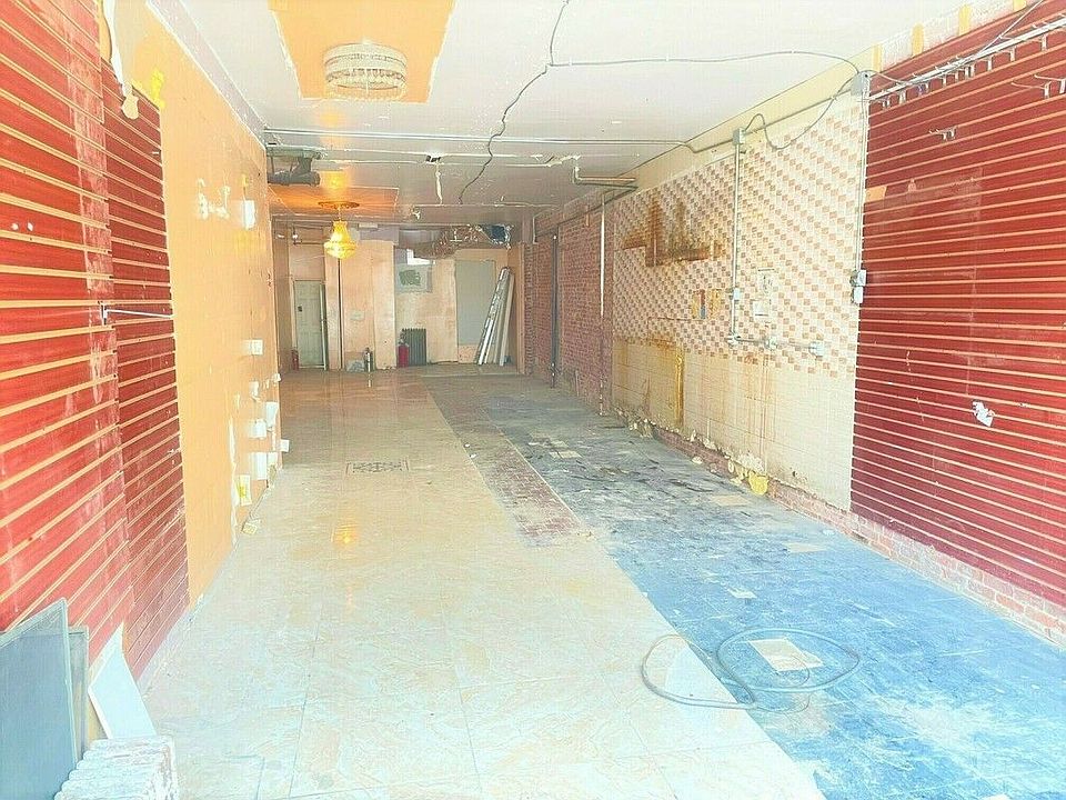 2nd image of 1318 Fulton St #1