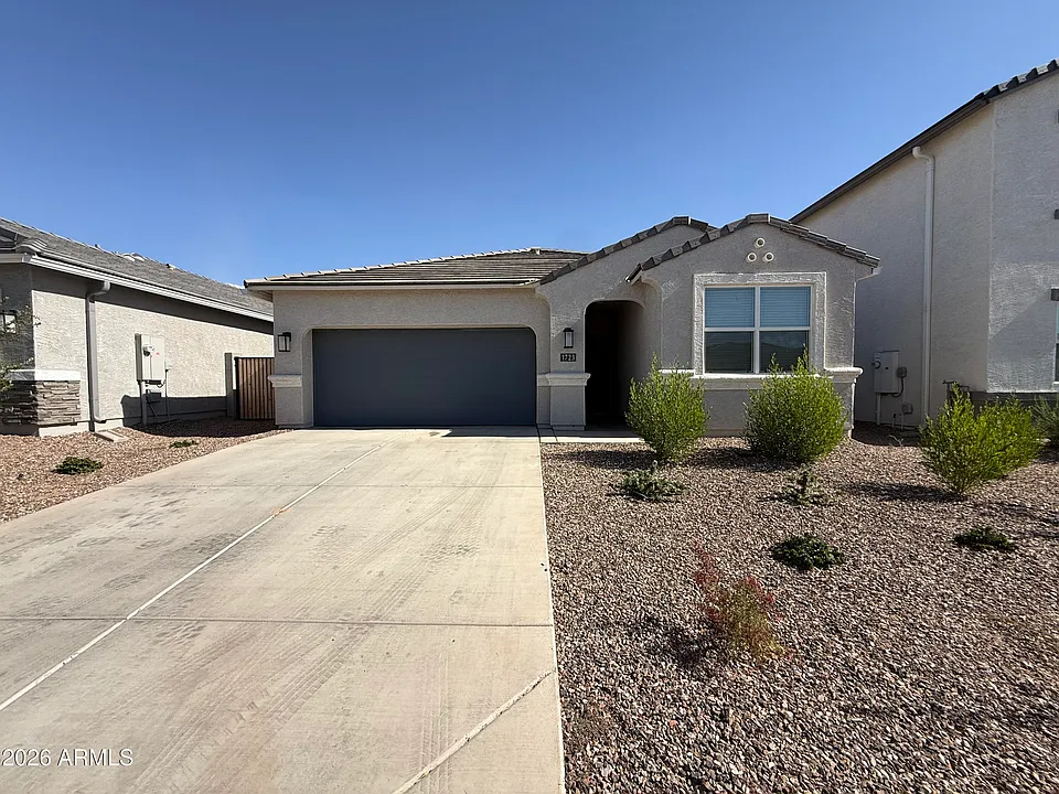 1723 W Sombra Ave