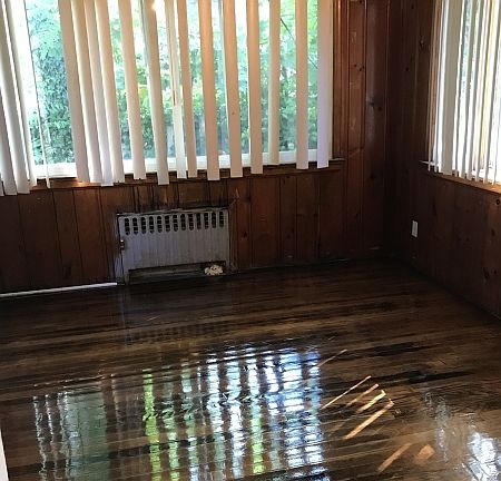 5th image of 390 Isabella Ave