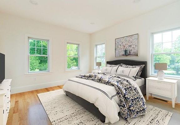3rd image of 329 Beechwood St