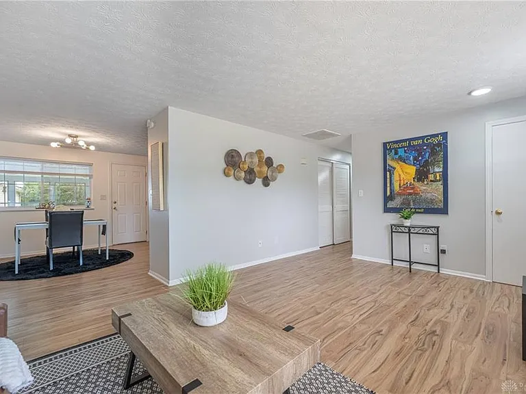5276 Buckner Dr — Photo 5