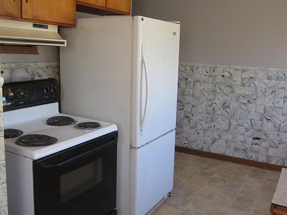 5th image of 1823 N Lafayette Ave