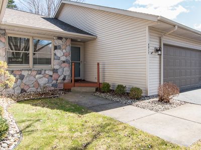 5917 Wood Valley Rd, Kalamazoo, MI, 49009
