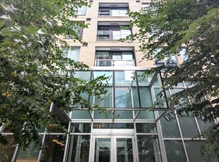 40 Nepean St #2404, Ottawa, ON K2P 0S5