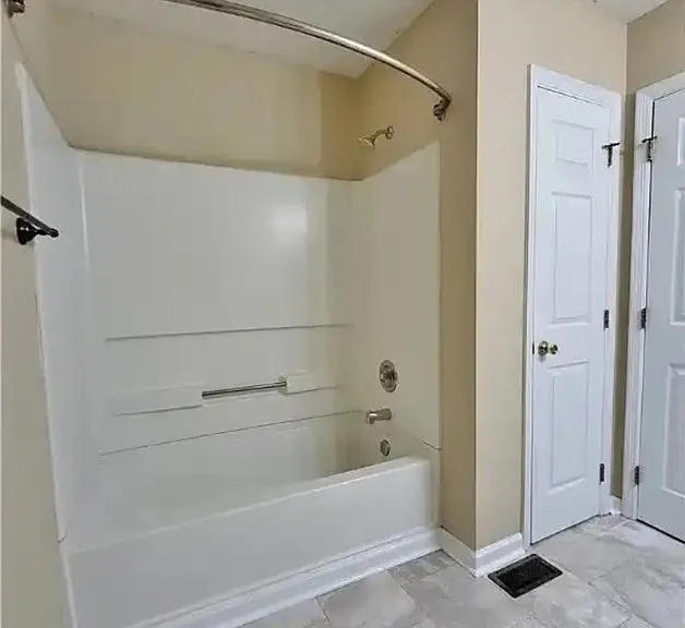 5532 Robmont Dr — Photo 31