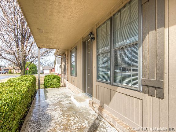 3rd image of 1139 E 142nd St