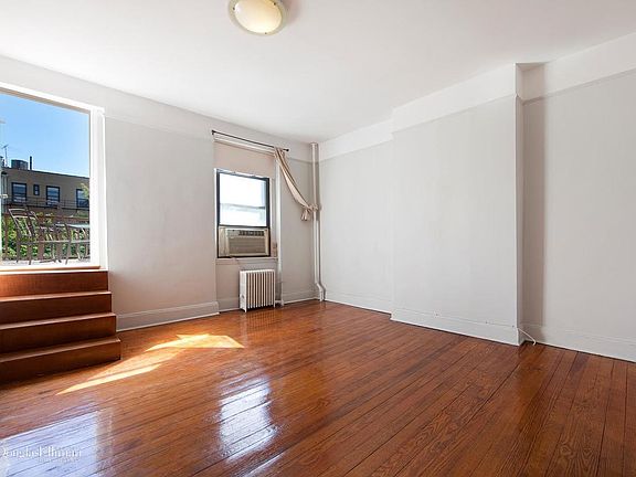 2nd image of 224 Degraw St APT 3