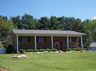 206 Fain Rd, Blountville, TN 37617