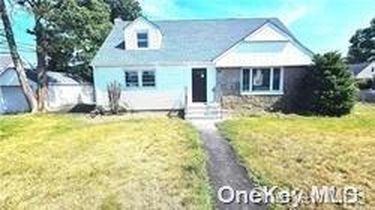 26 Teresa, Hempstead, NY, 11550