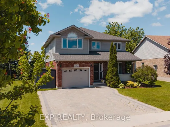 91 Andrews Dr, Mapleton, ON N0G 1P0