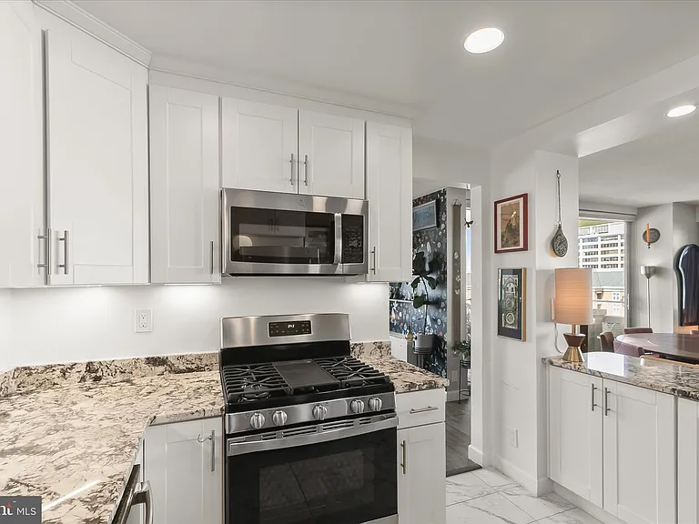 5500 Friendship Blvd #1823N — Photo 8
